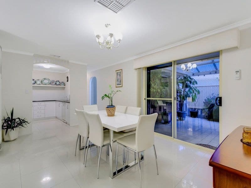 6 Banks Avenue, Flinders Park - Thumbnail 4