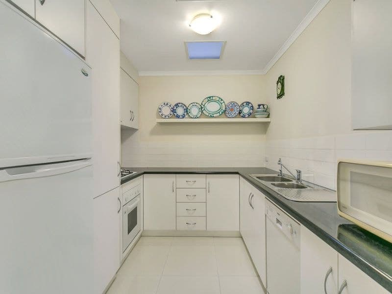 6 Banks Avenue, Flinders Park - Thumbnail 5