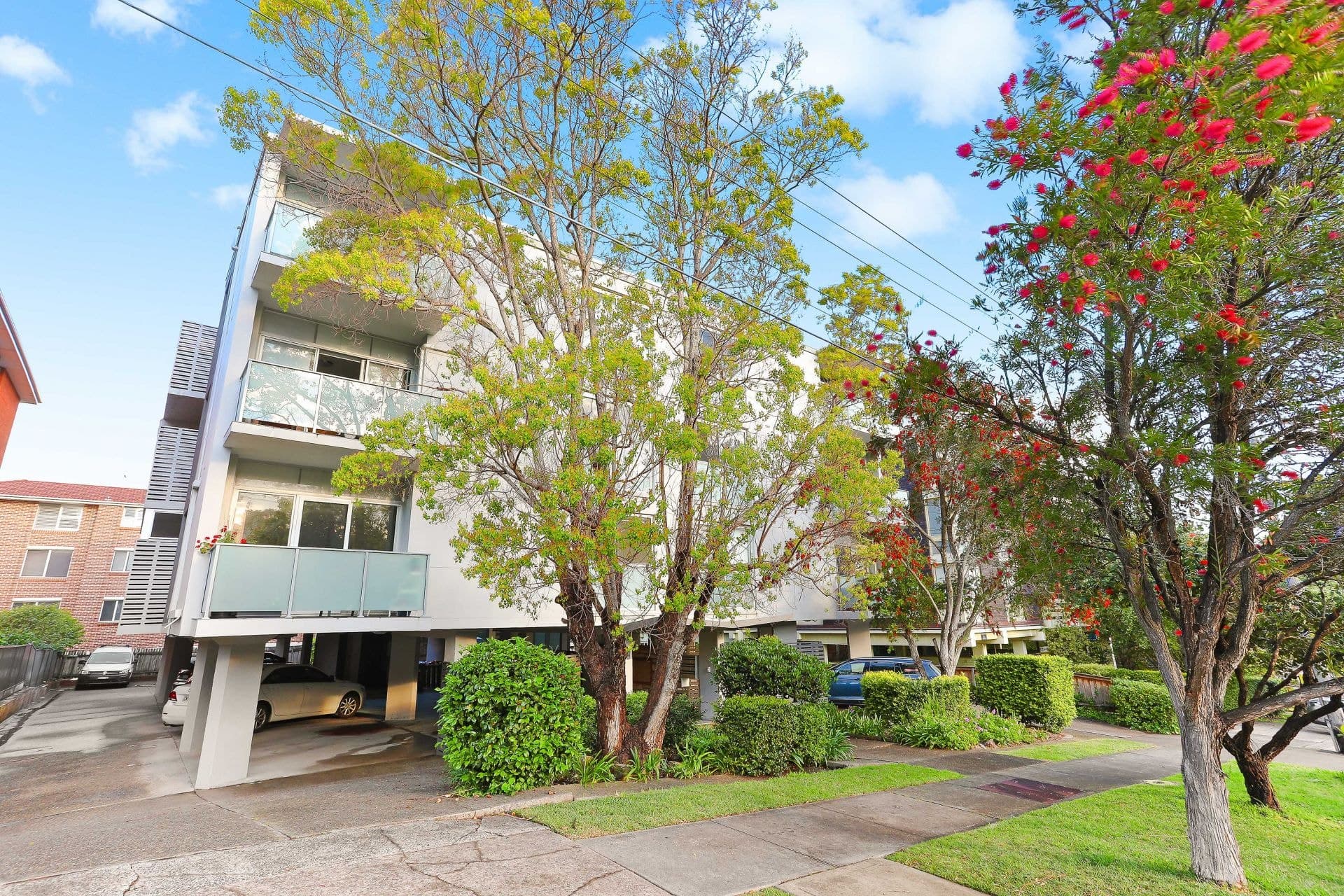 4/15-17 Diamond Bay Road, Vaucluse, Vaucluse - Image 1