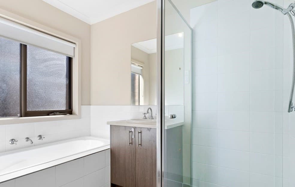 33 Millicent Drive, Craigieburn, VIC 3064, Craigieburn - Thumbnail 7