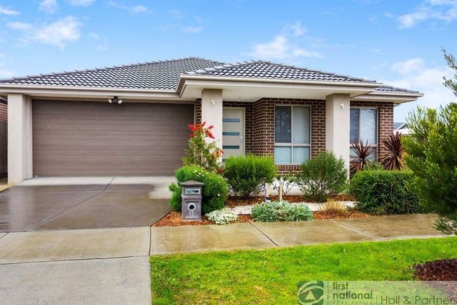 17 Violet Crescent, Officer VIC 3809, Officer - Image 1