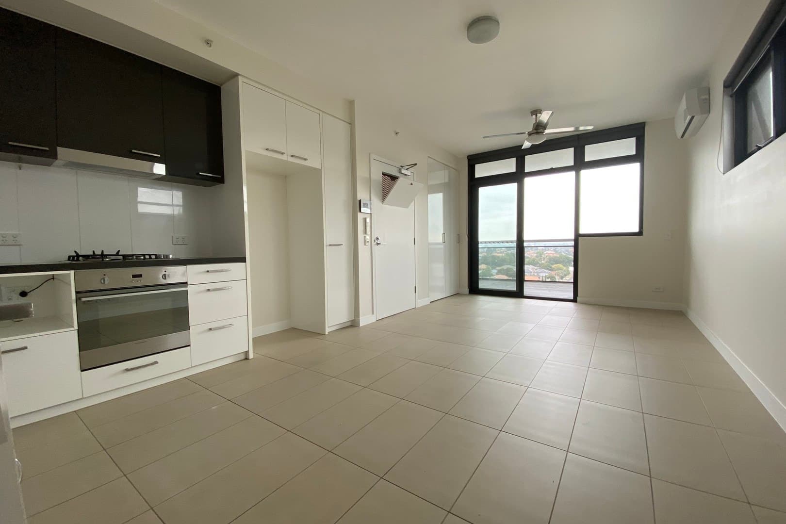 707/14-20 Nicholson Street, Coburg, VIC 3058, Coburg - Thumbnail 3