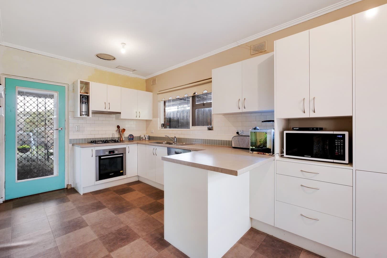 10 Forest Avenue, Rostrevor, SA 5073, Rostrevor - Thumbnail 2