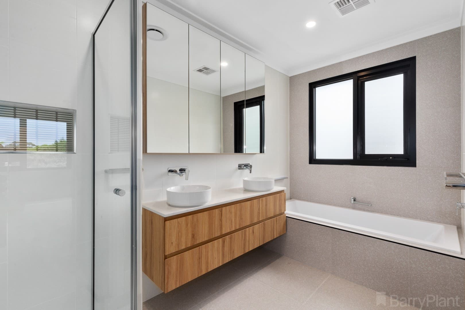 22 Doulton Avenue, Heathmont, VIC 3135, Heathmont - Thumbnail 3