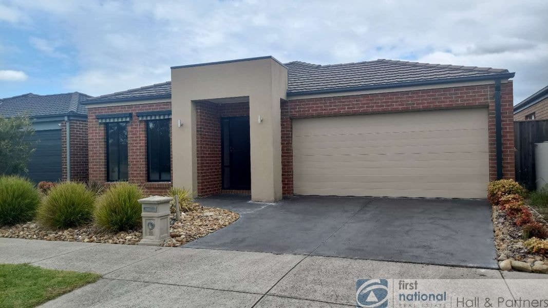 16 Markbeech Crescent, Officer VIC 3809, Officer - Image 1