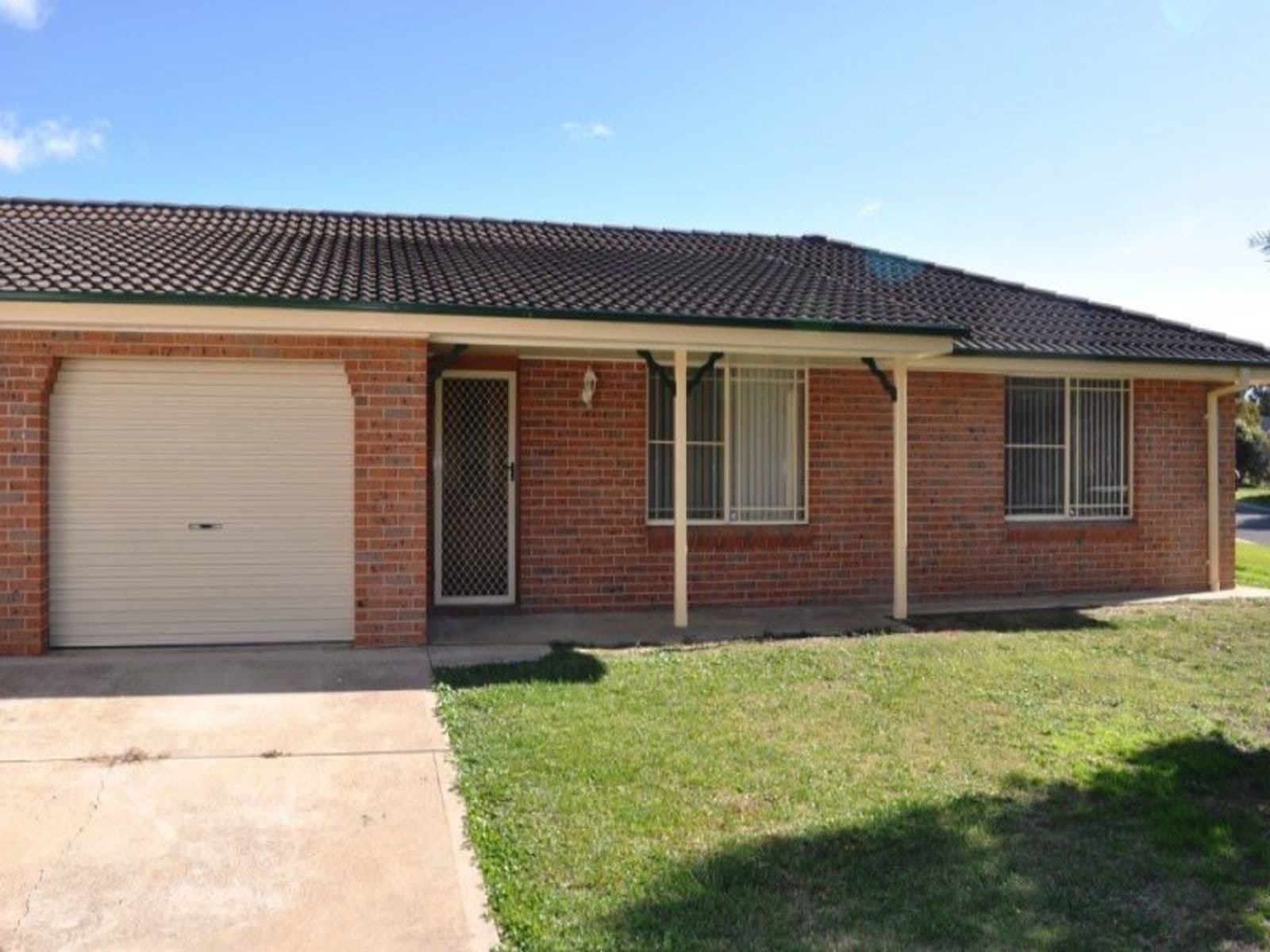 2/6 Stonestreet Place, Windradyne NSW 2795, Windradyne - Image 1