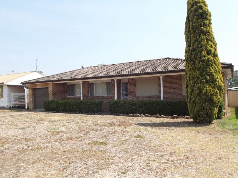 6 Merton, Denman NSW 2328, Denman - Image 1