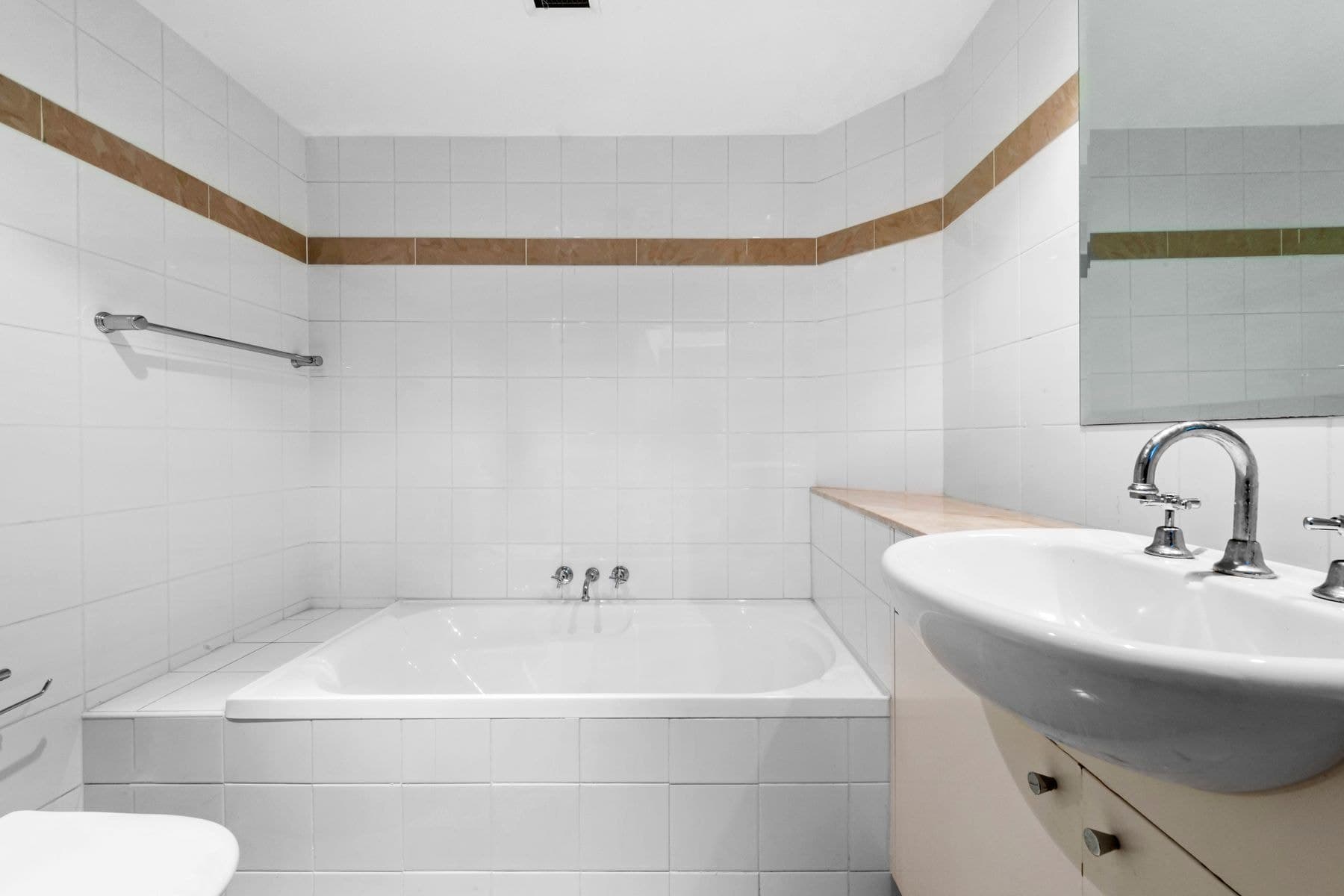 217/2A Help Street, Chatswood NSW 2067, Chatswood - Thumbnail 6