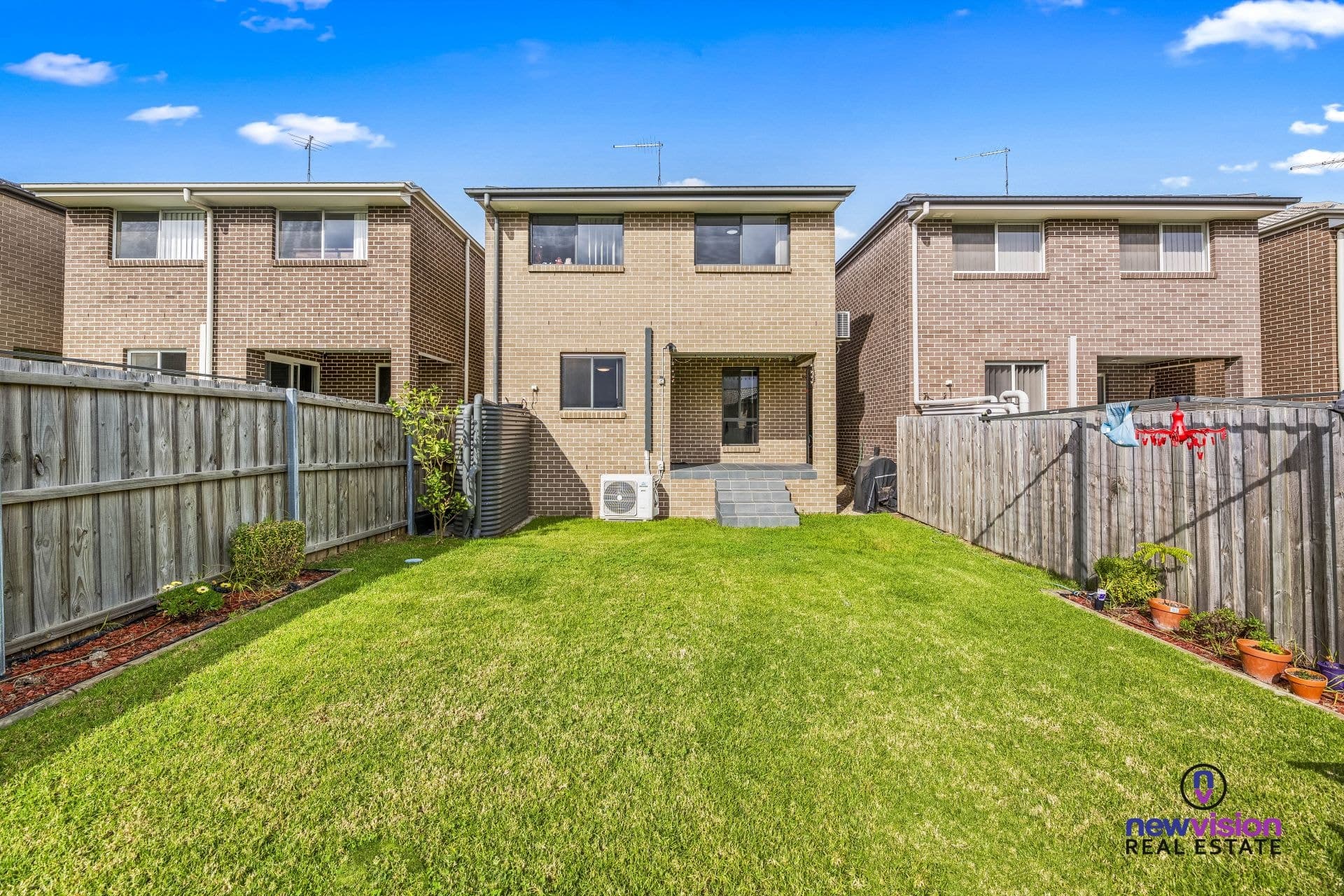64 Farmland Drive, Schofields - Image 1