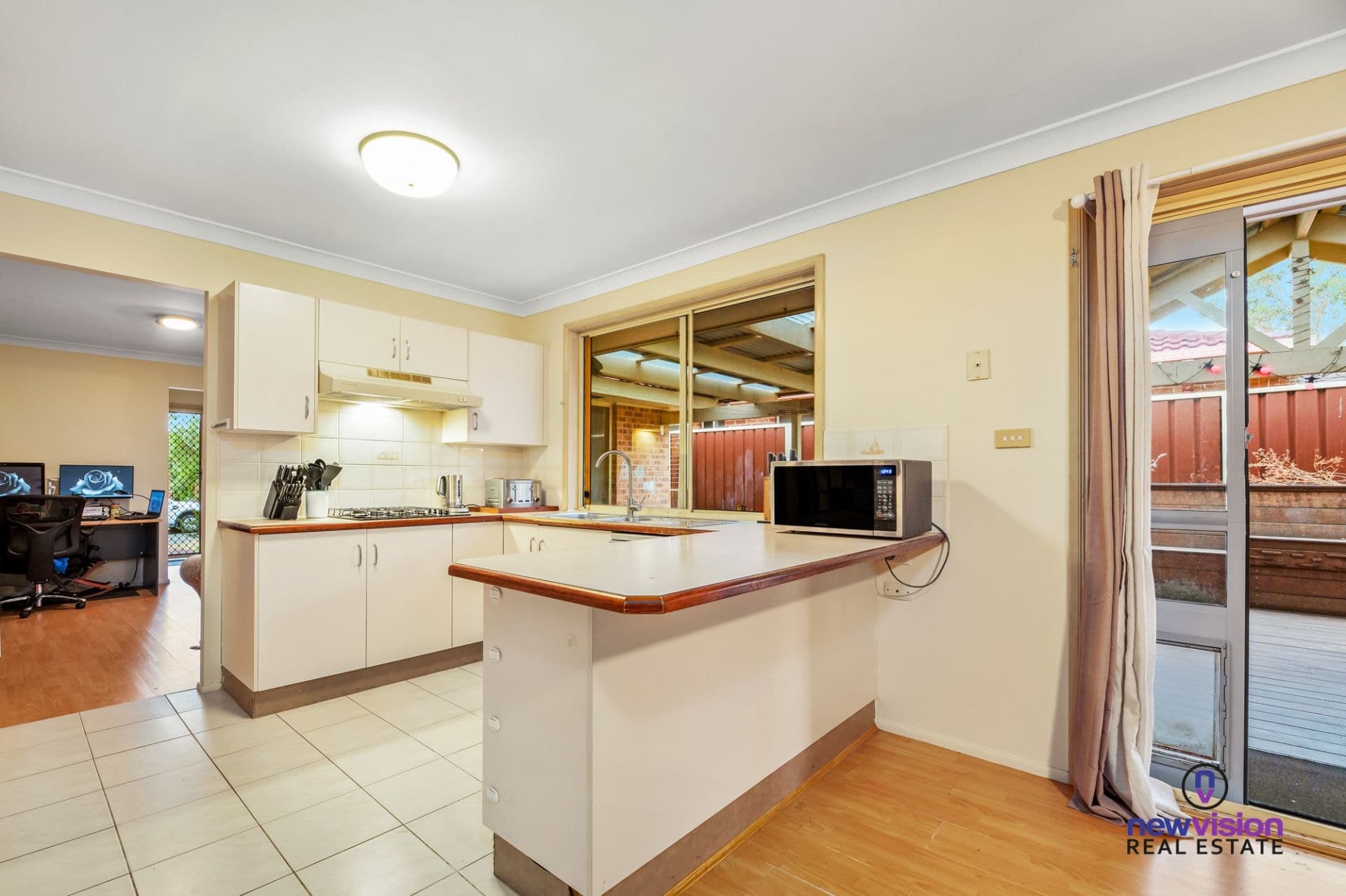 62 Torrance Crescent, Quakers Hill - Thumbnail 4