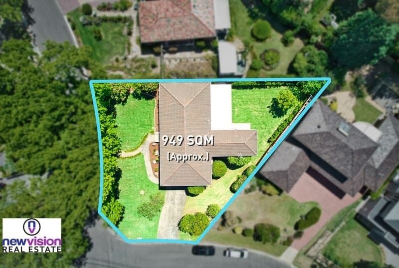 67 George Mobbs Drive, Castle Hill - Thumbnail 2