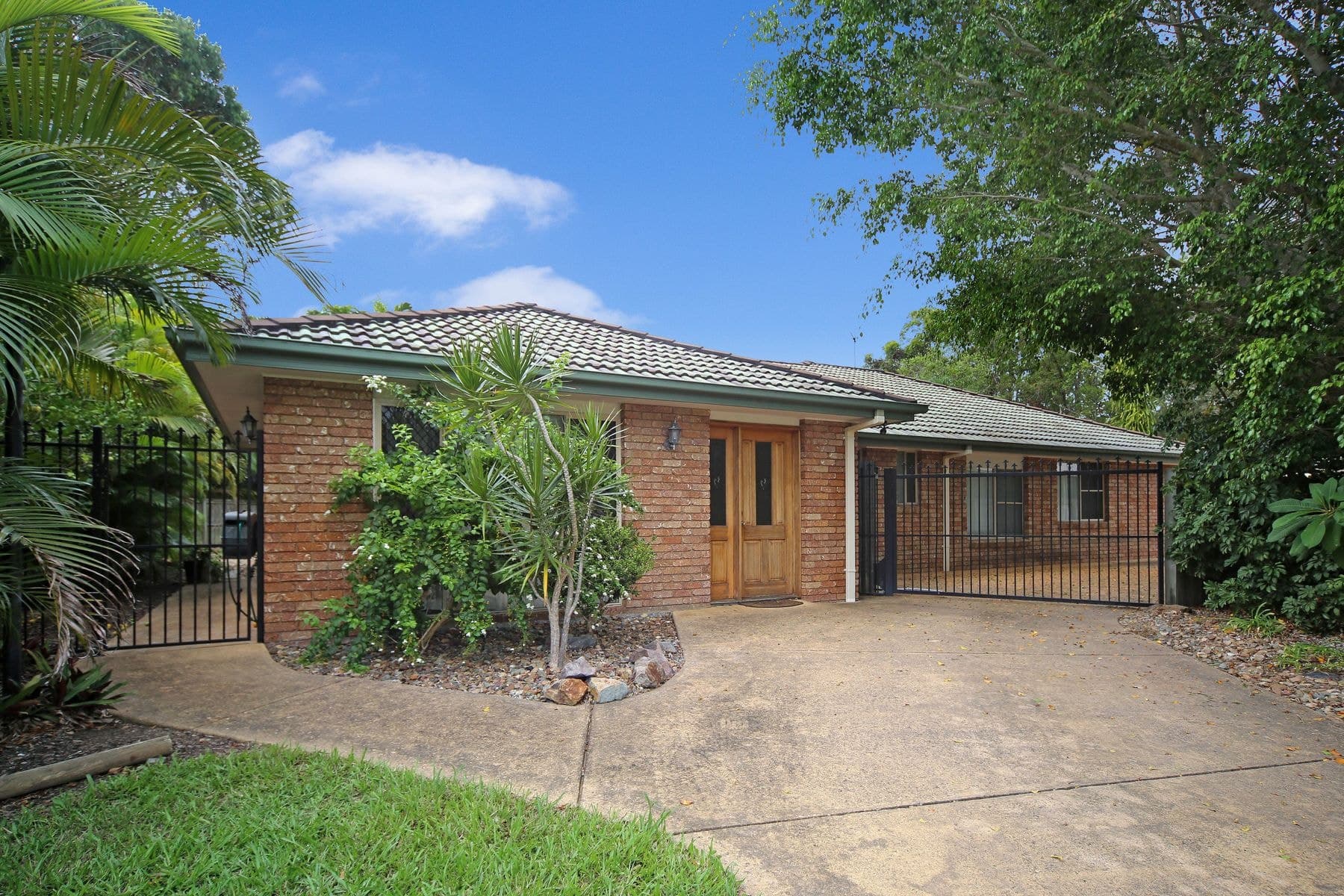 8 Phar Lap Court, Little Mountain QLD 4551, Little Mountain - Thumbnail 5