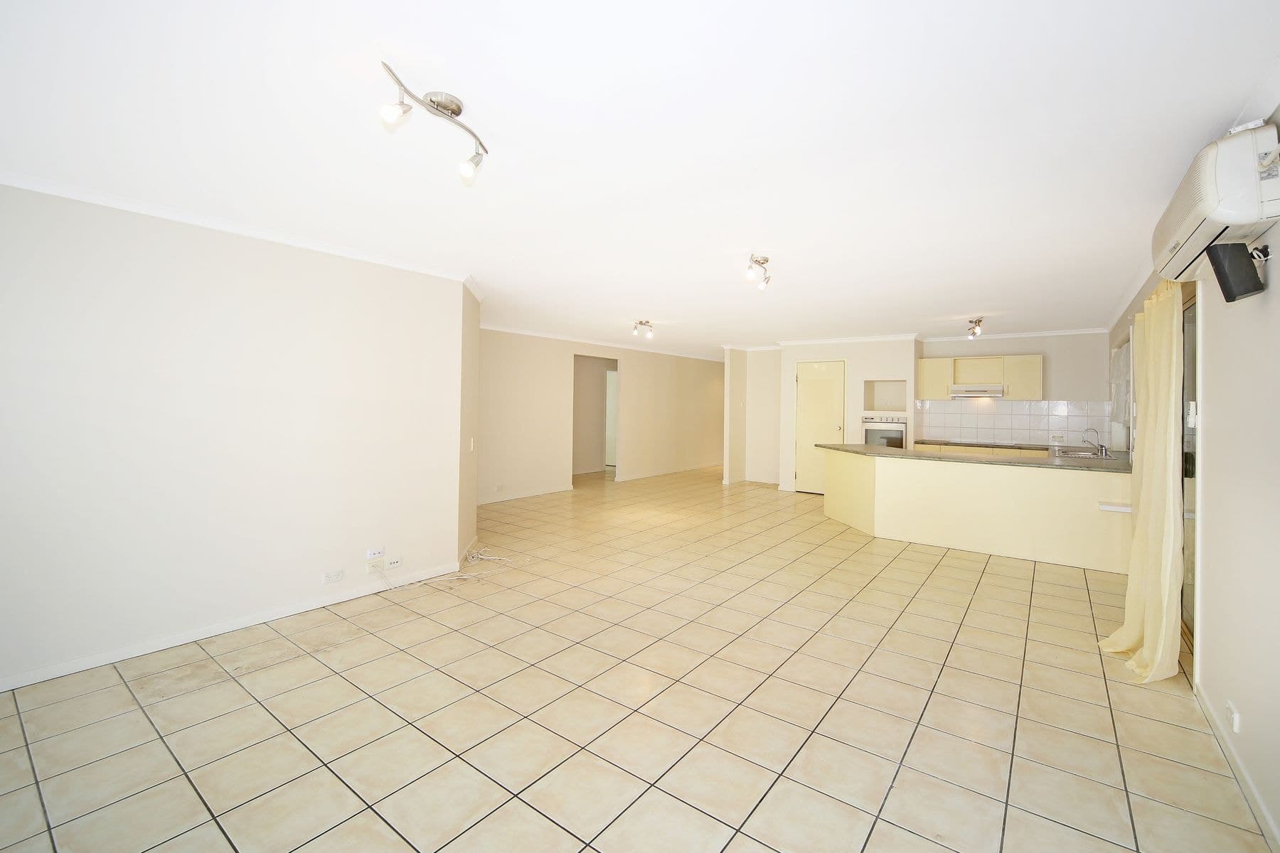 8 Phar Lap Court, Little Mountain QLD 4551, Little Mountain - Thumbnail 7