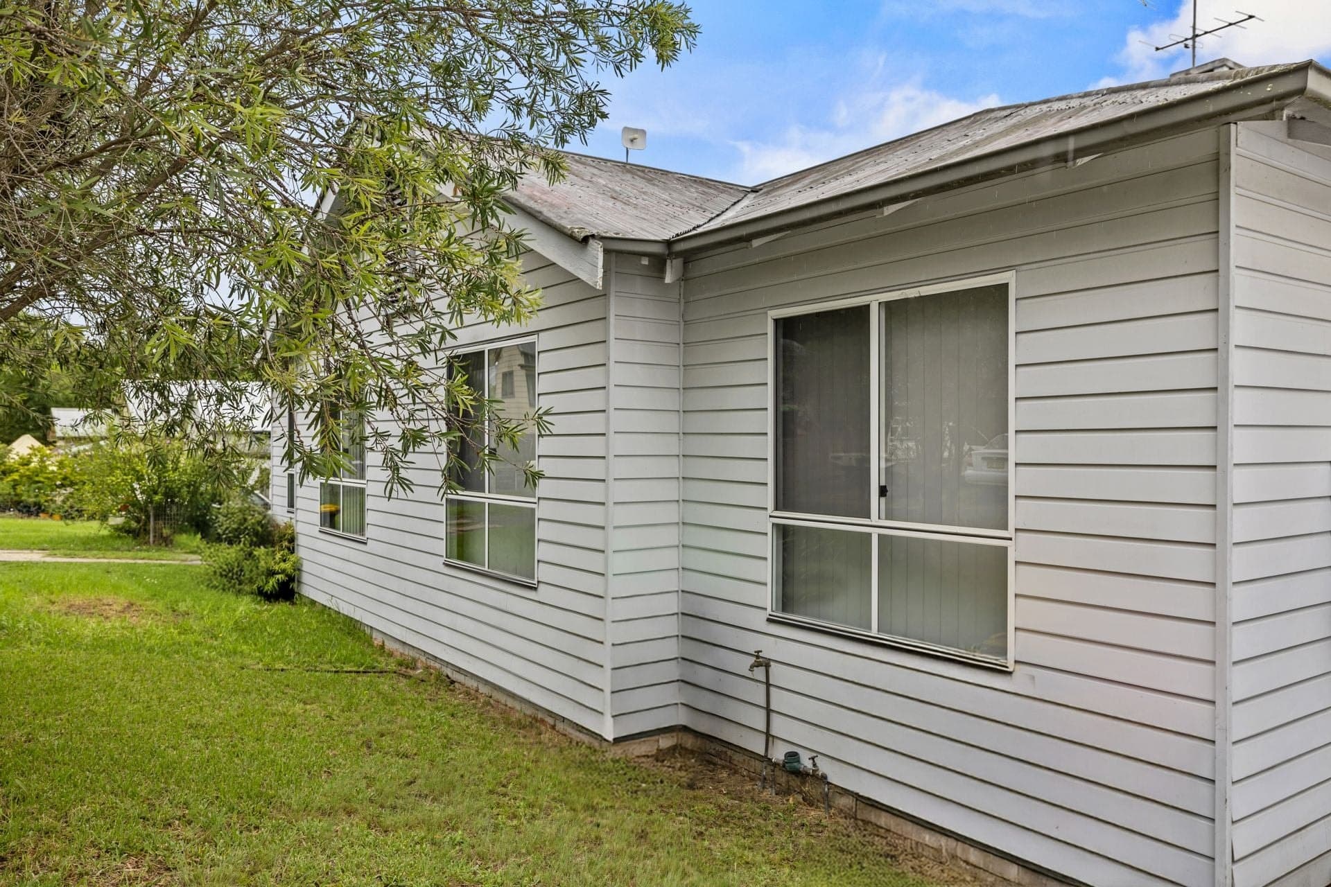 11-13 Little Church Street Bega NSW, Bega - Image 1