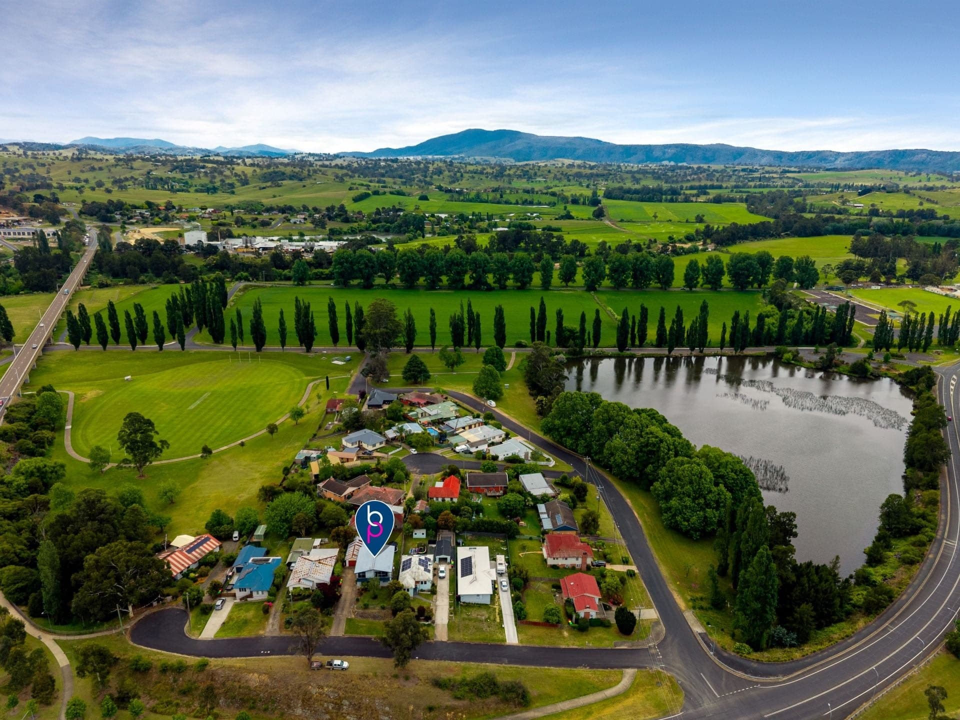 27 Kirkland Crescent Bega NSW, Bega - Thumbnail 2
