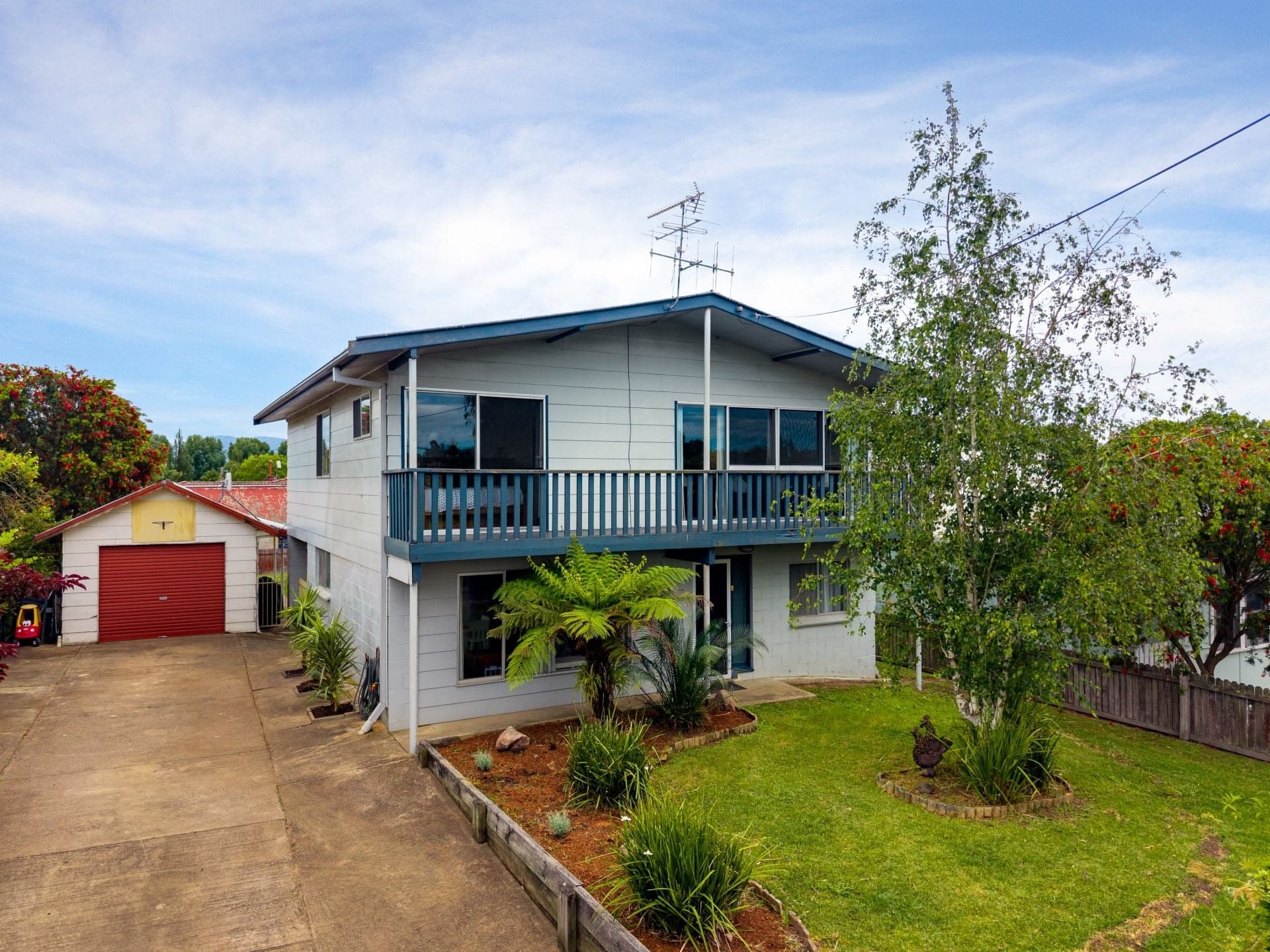 27 Kirkland Crescent Bega NSW, Bega - Thumbnail 3