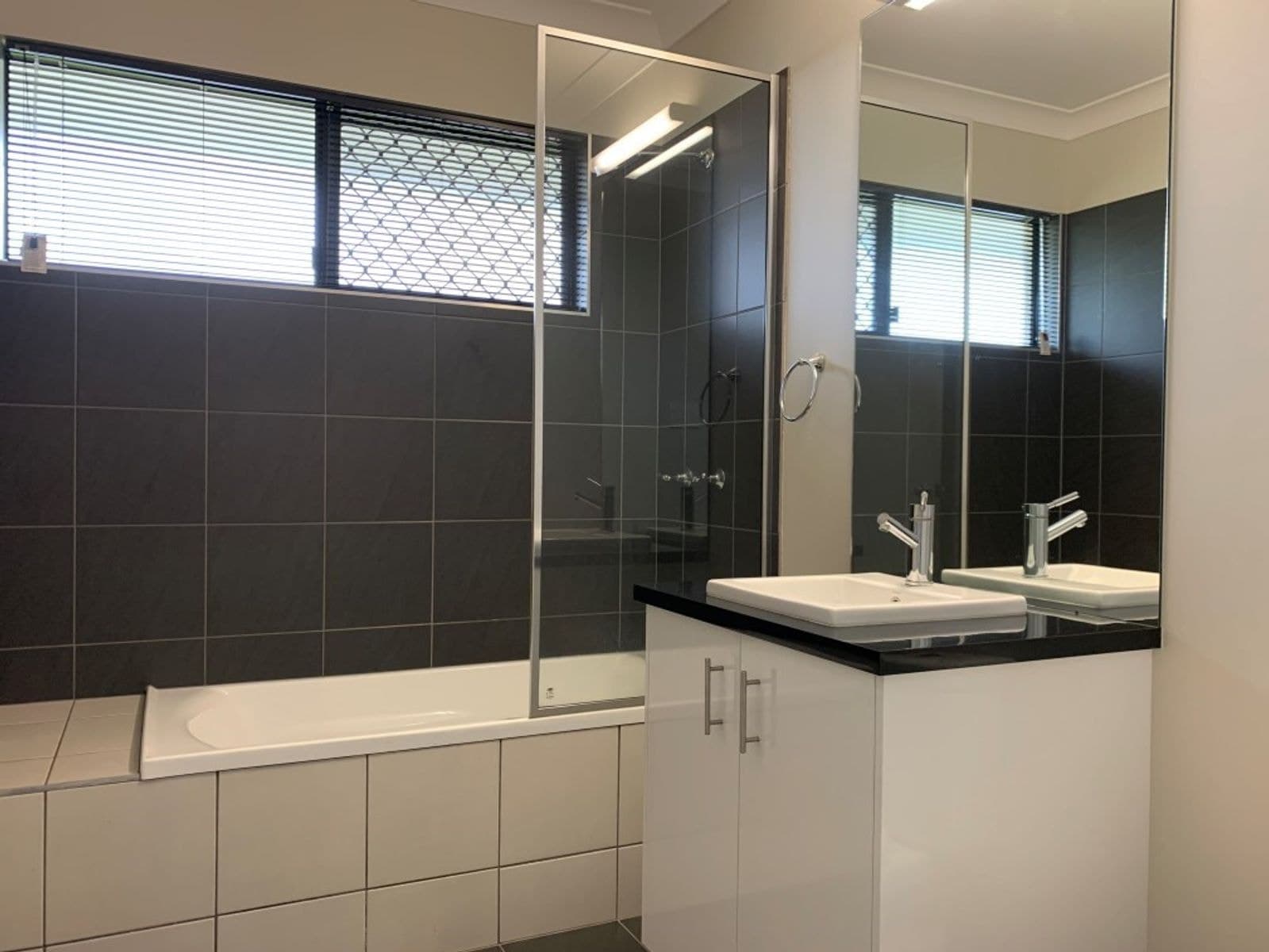 27 Tuckeroo Boulevard, Zuccoli NT 0832, Zuccoli - Thumbnail 6