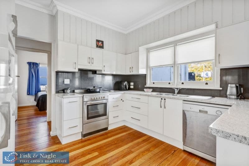 98 Rawlinson Street Bega NSW, Bega - Thumbnail 4