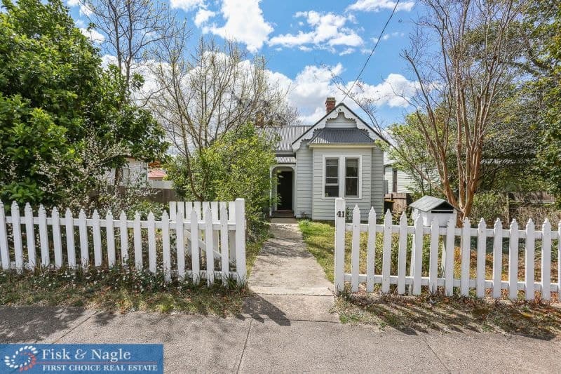 41 Upper Street BEGA NSW, Bega - Image 1