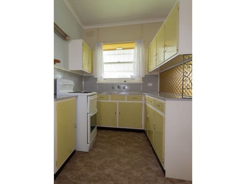 20 Meringo Street Bega NSW, Bega - Thumbnail 4