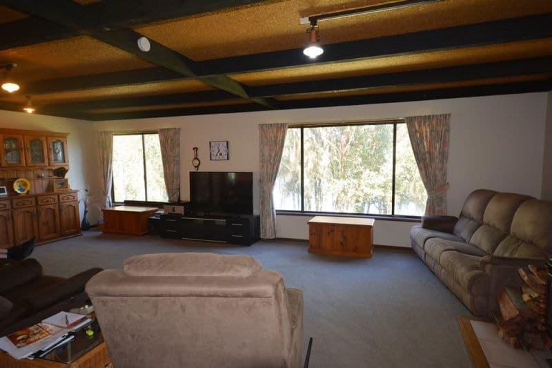 69 O'Connells Point Road WALLAGA LAKE NSW, Wallaga Lake - Thumbnail 7
