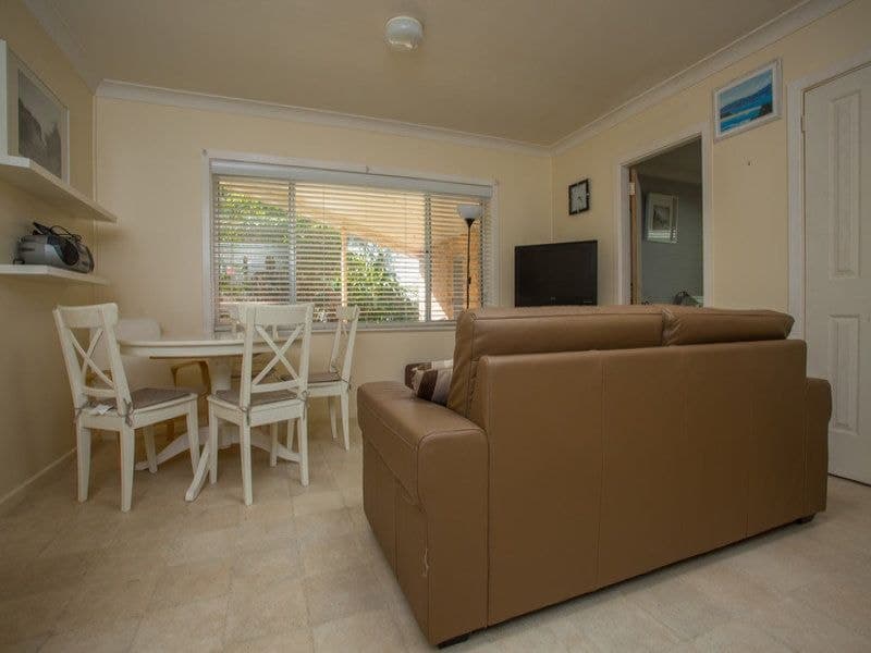 2/6 Marine Parade Merimbula NSW, Merimbula - Thumbnail 5