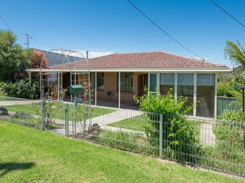 202 Newtown Road Bega NSW, Bega - Thumbnail 3
