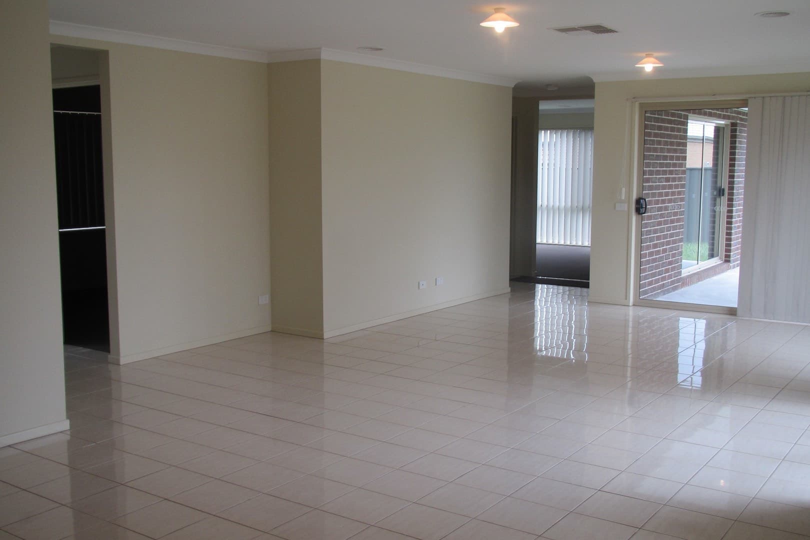 23 Breasley Parkway, Point Cook, VIC 3030, Point Cook - Thumbnail 4