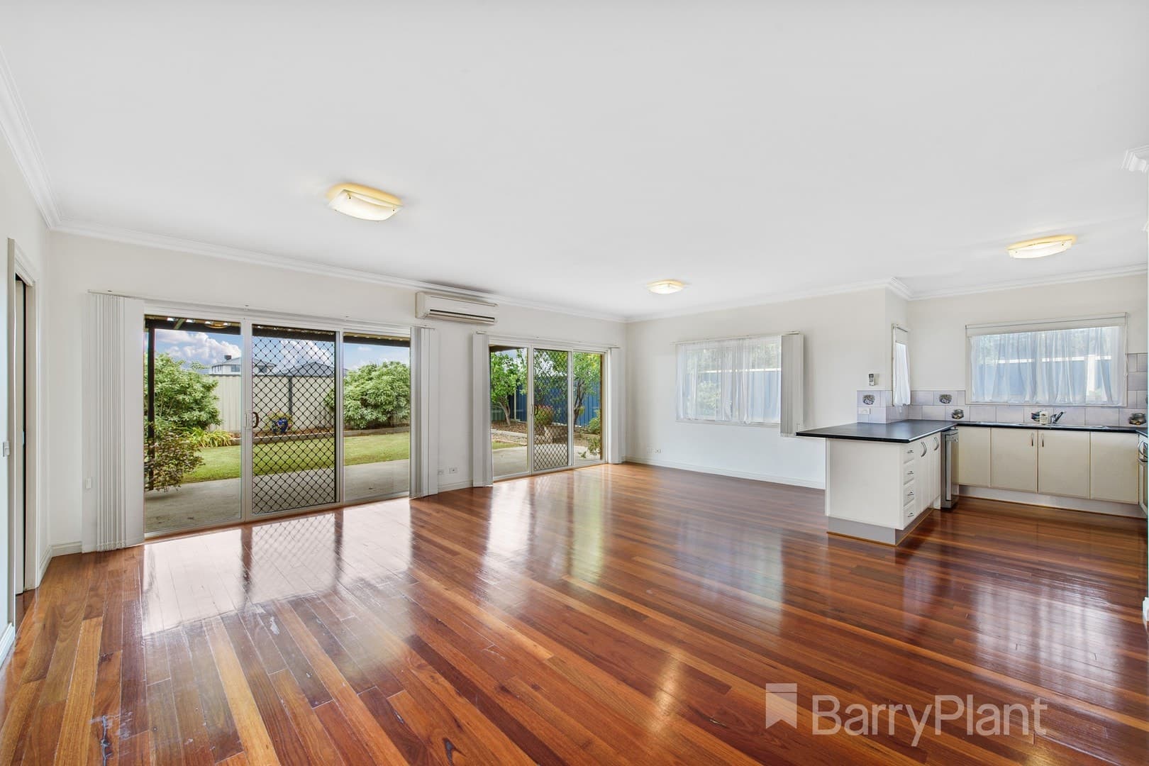 7 Stewart Crescent, Rockbank, VIC 3335, Rockbank - Thumbnail 4
