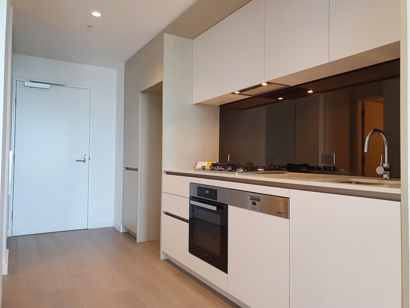 3506/628 Flinders Street, Docklands, VIC 3008, Docklands - Thumbnail 2