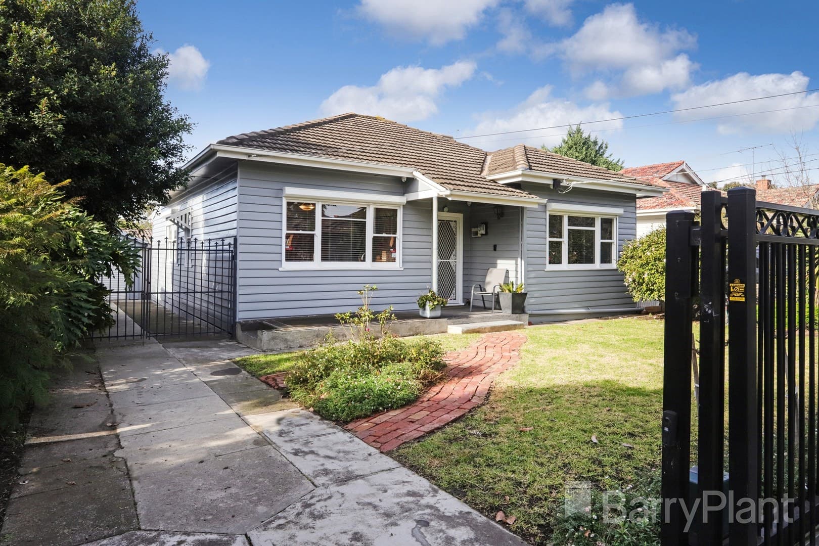 4 Donald Street, Sunshine, VIC 3020, Sunshine - Thumbnail 2