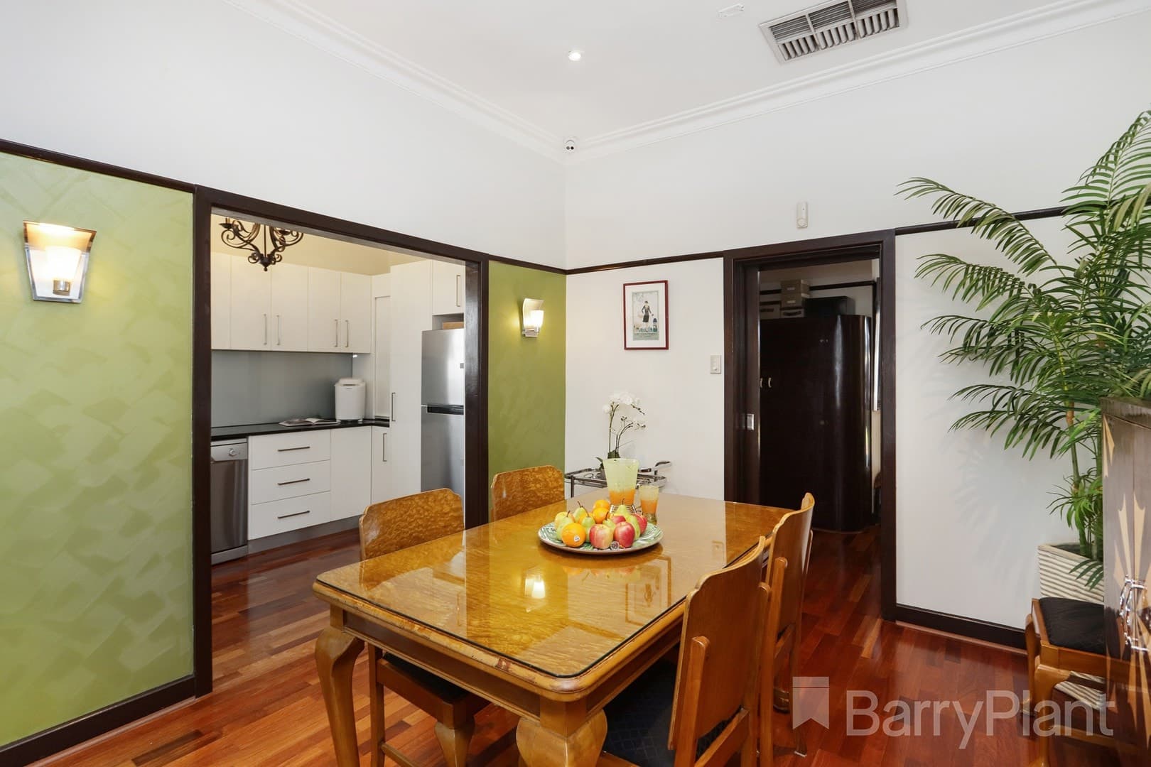 4 Donald Street, Sunshine, VIC 3020, Sunshine - Thumbnail 7