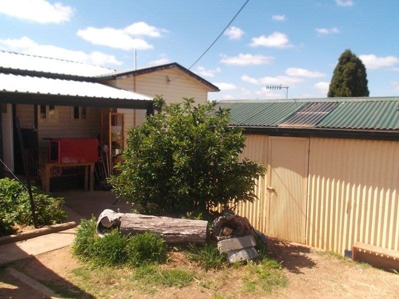 3 Wooran Street, COOMA, Cooma - Thumbnail 2