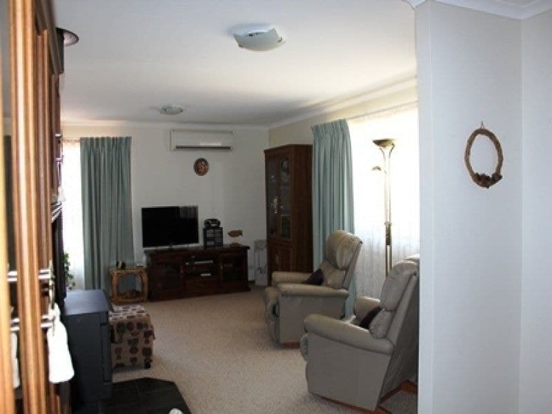 6 Balli Place, COOMA, Cooma - Thumbnail 5