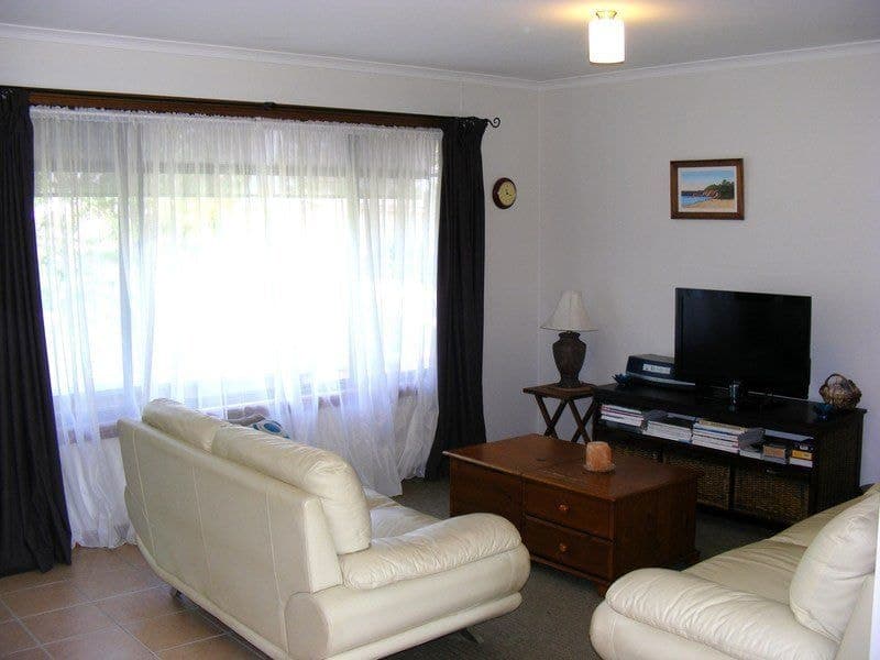 19 Philip Street WOLUMLA NSW, Wolumla - Thumbnail 6