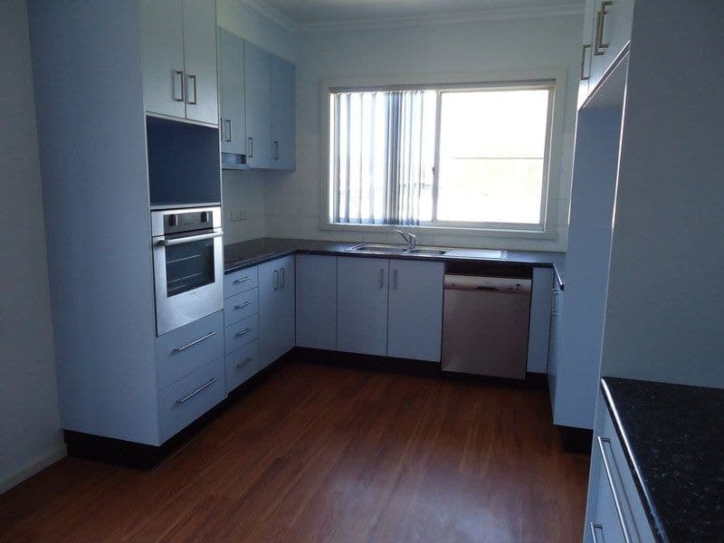 111 Rawlinson Street, Bega, Bega - Thumbnail 4