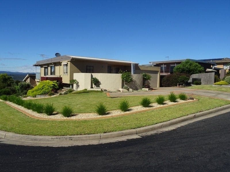 12 Seaview Avenue Merimbula NSW, Merimbula - Thumbnail 3