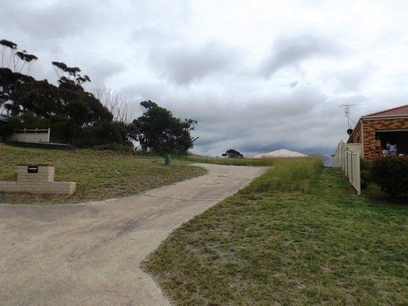 16 The Grove, Tura Beach, Tura Beach - Image 1