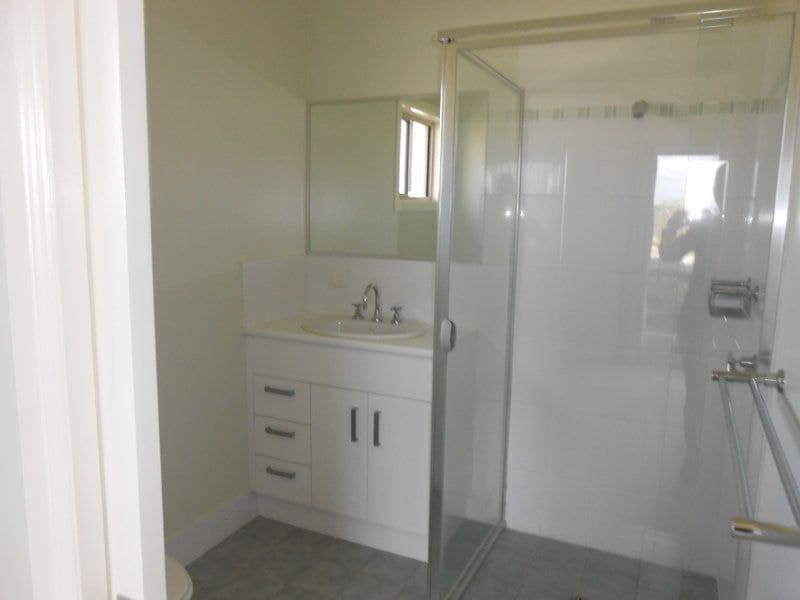 5 Bridle Place, Bega, Bega - Thumbnail 2