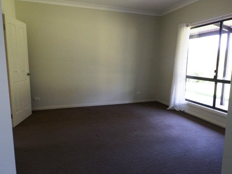 11 Settlers Road, Greigs Flat, Greigs Flat - Image 1