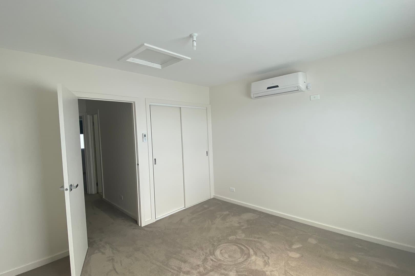3 & 4/14 Maclagan Crescent, Reservoir, VIC 3073, Reservoir - Thumbnail 6