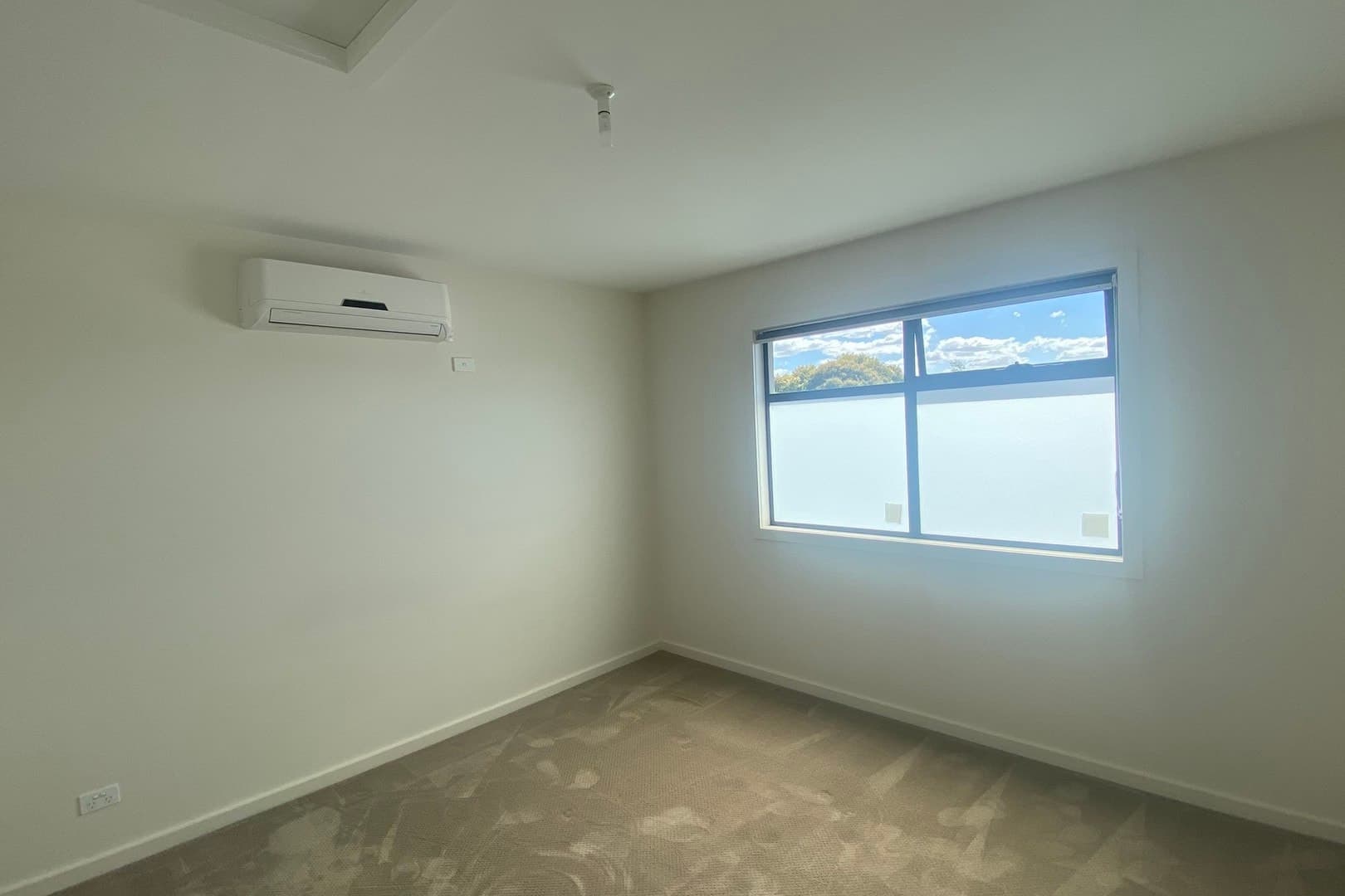 3 & 4/14 Maclagan Crescent, Reservoir, VIC 3073, Reservoir - Thumbnail 7