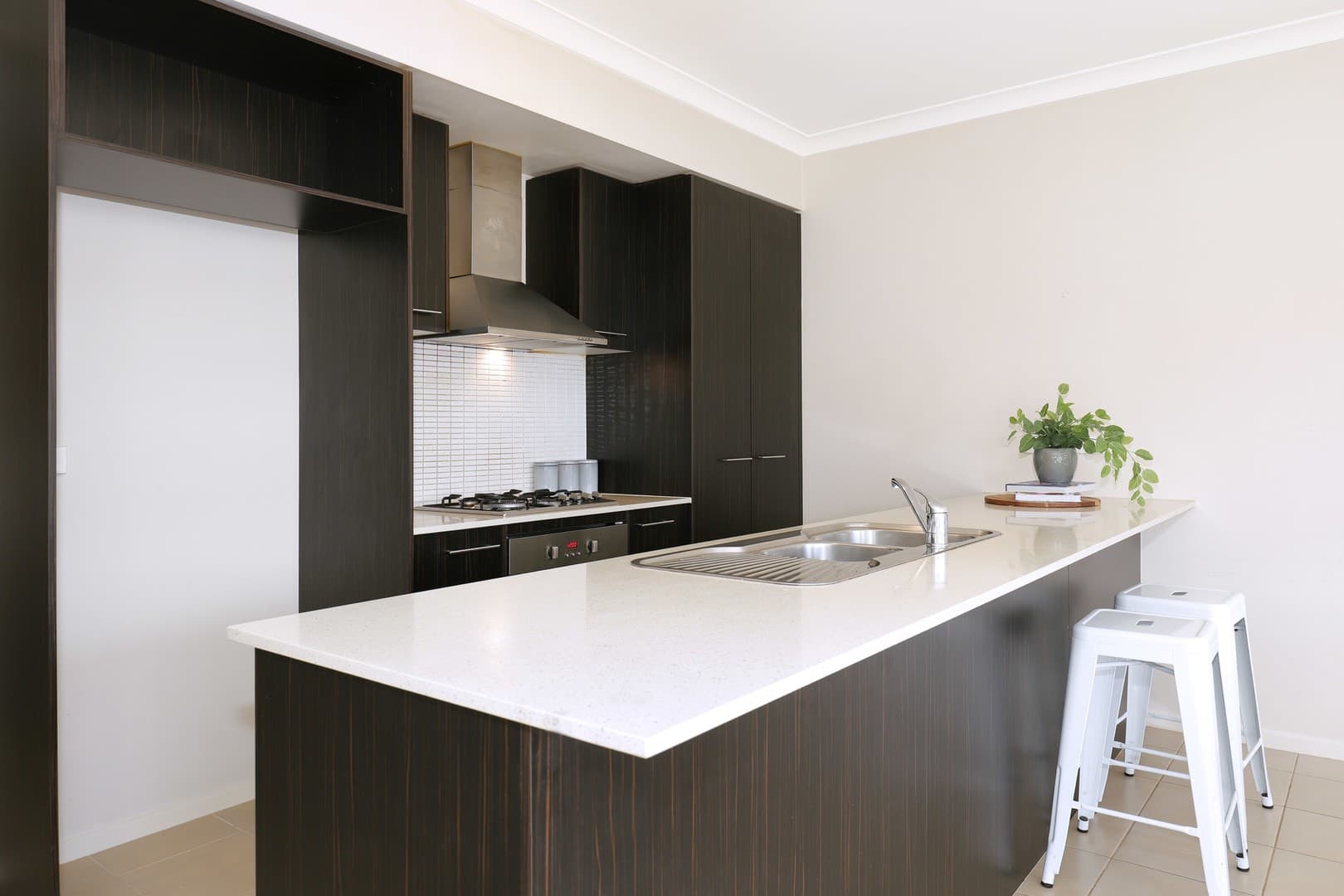 5 Fermont Avenue, Craigieburn, VIC 3064, Craigieburn - Thumbnail 2