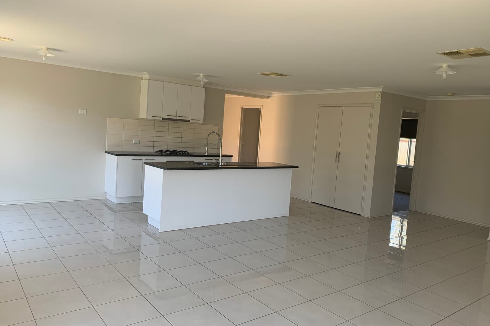 16 Ironbark Way, Shepparton, VIC 3630, Shepparton - Thumbnail 4