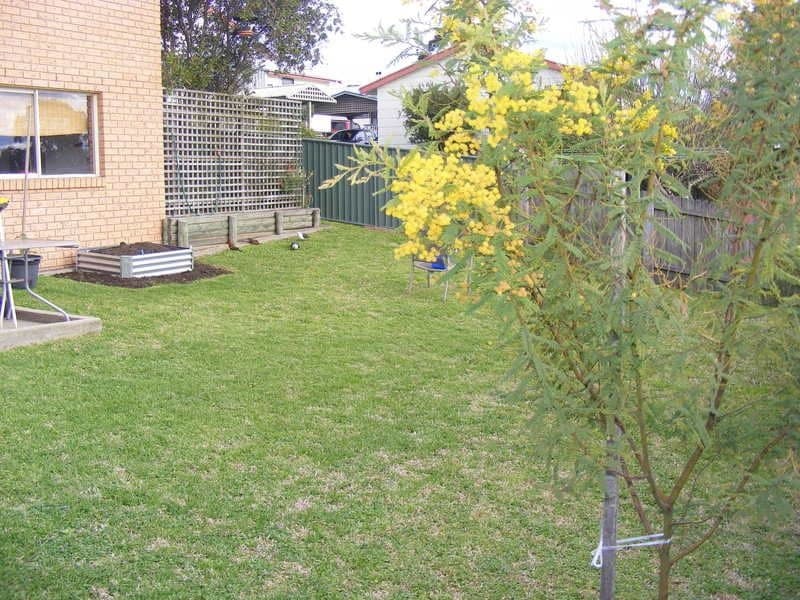 4/3-May Eden Street Bega NSW, Bega - Thumbnail 2