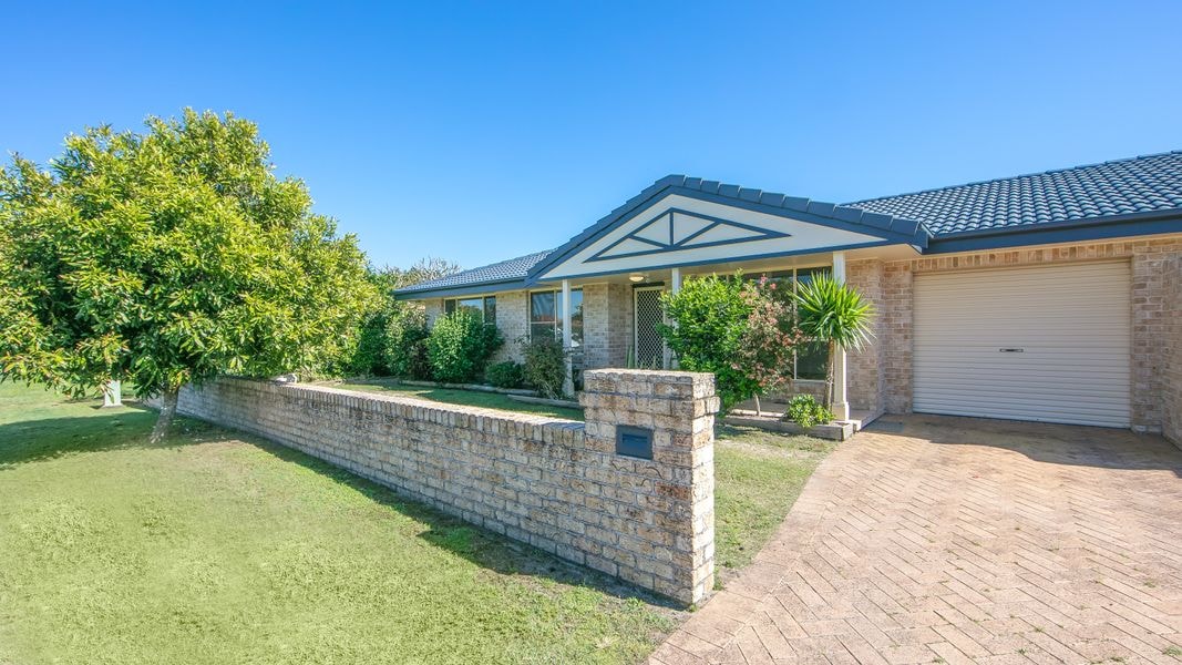 2/70 Acacia Circuit, Yamba NSW 2464, Yamba - Image 1