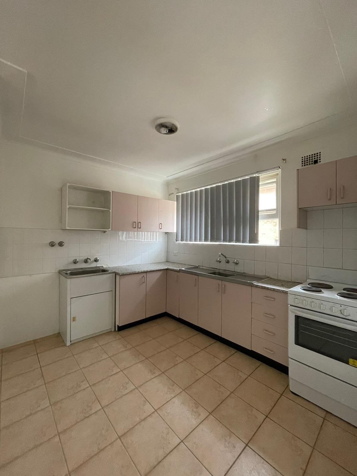 8/27 Macquarie Road, Auburn NSW 2144, Auburn - Thumbnail 5