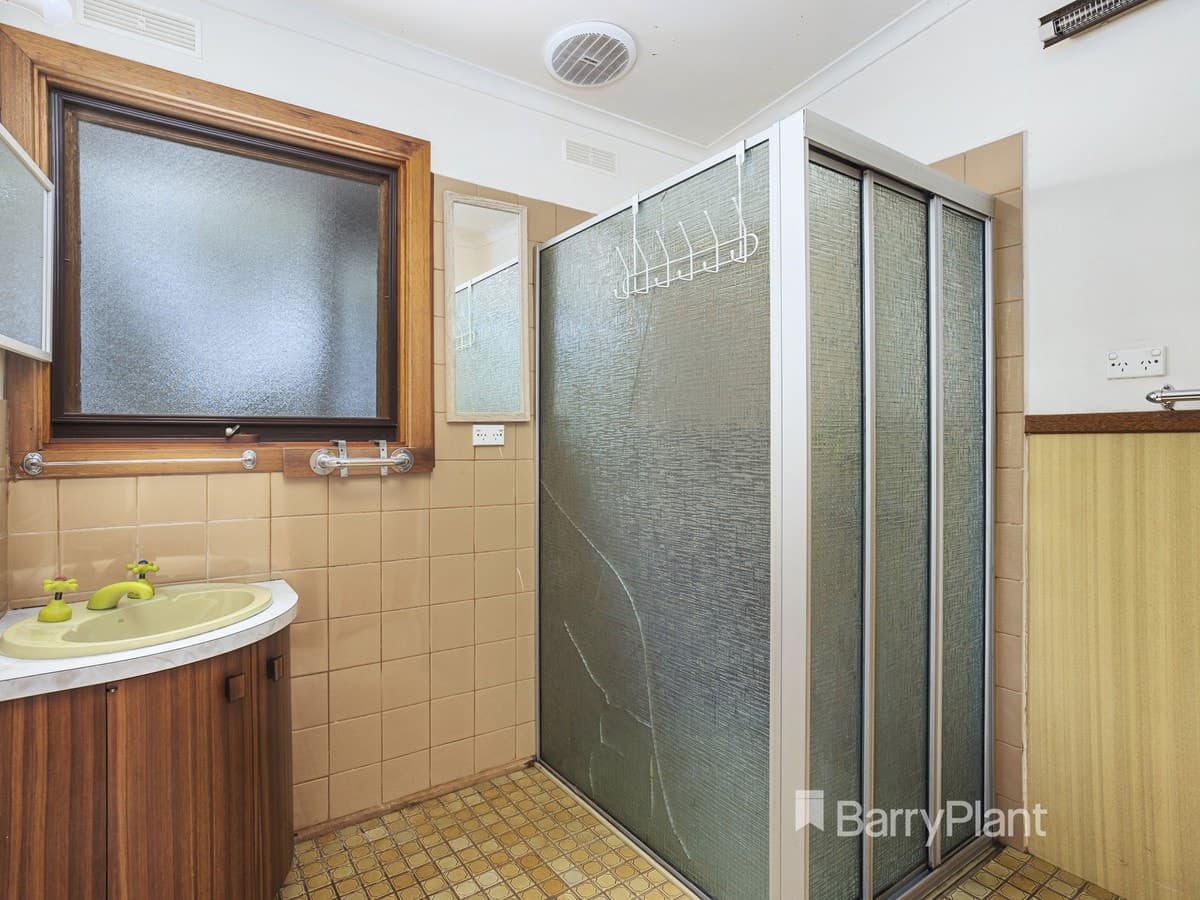 1 Carrajung Avenue, Rosebud, VIC 3939, Rosebud - Thumbnail 5