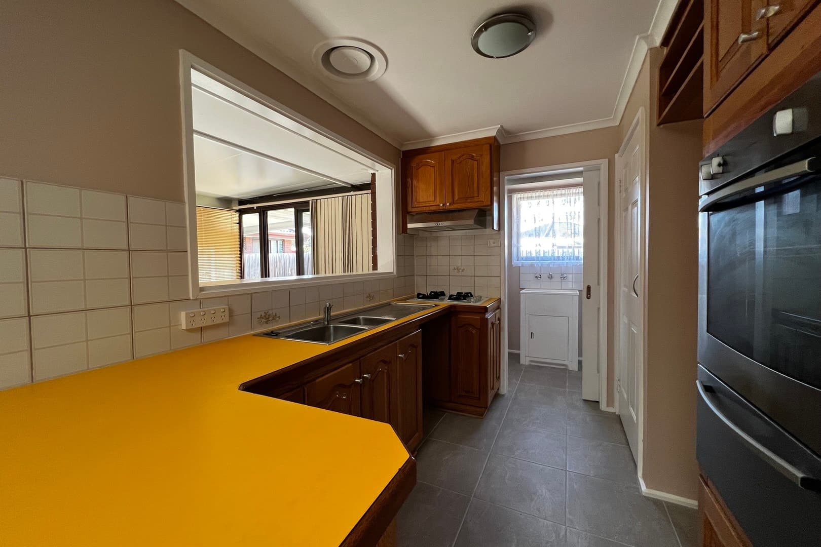 6 Clarke Avenue, St Albans, VIC 3021, St Albans - Thumbnail 2