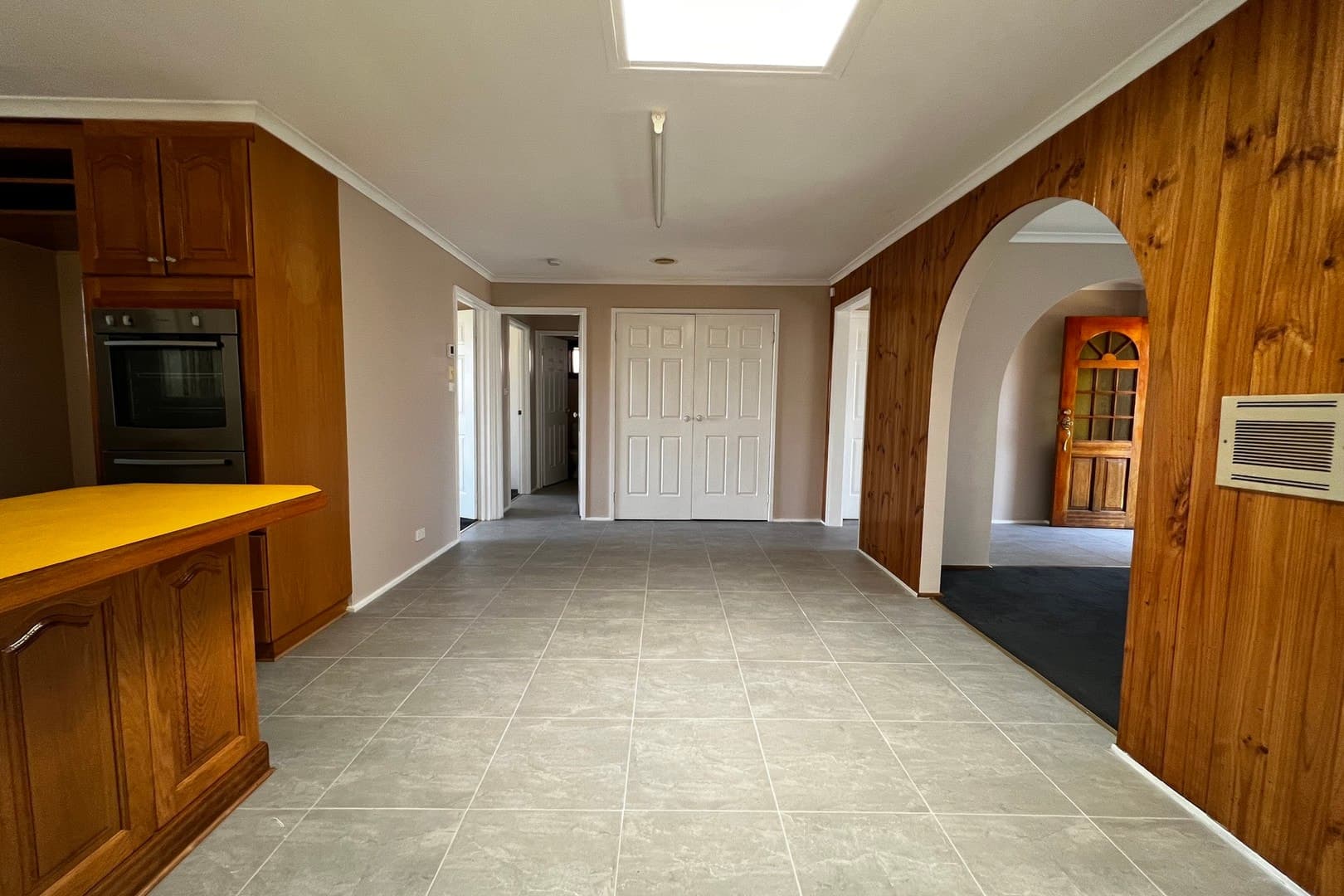 6 Clarke Avenue, St Albans, VIC 3021, St Albans - Thumbnail 3